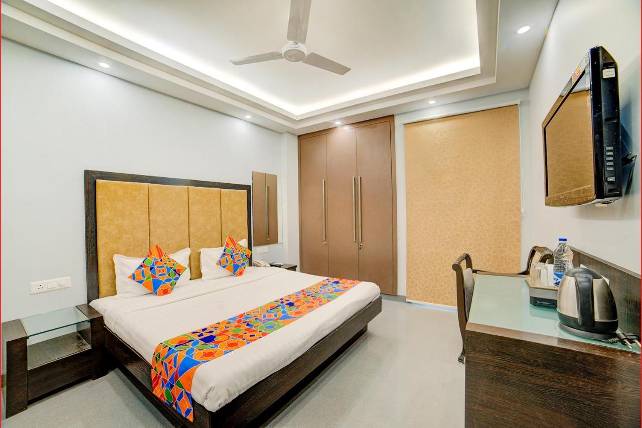 Fabhotel Exotica Greenpark Νέο Δελχί Εξωτερικό φωτογραφία